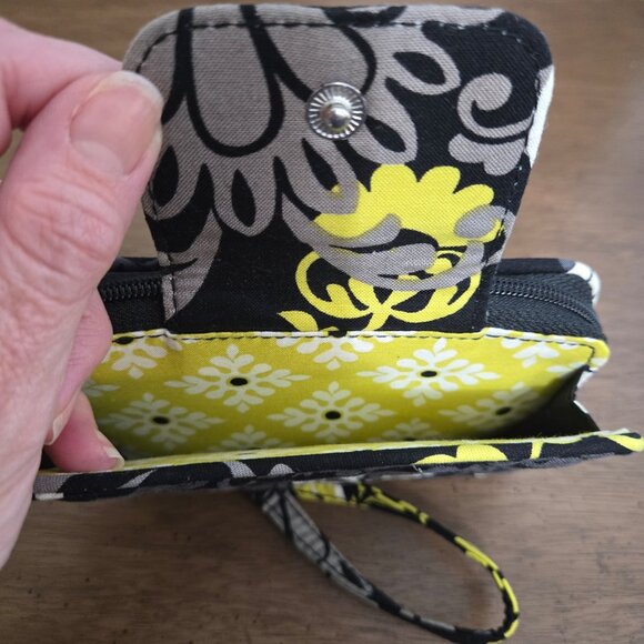#237 Vera Bradley Wristlet Wallet – Baroque (Retired) – EUC - Picture 3 of 4